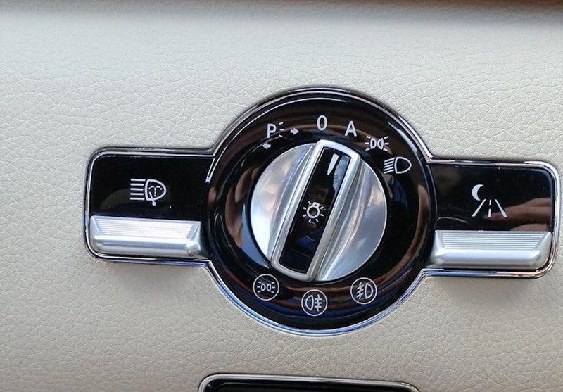 اتو لایت خودرو