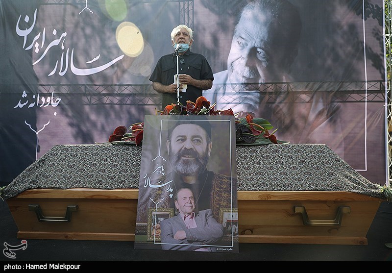 تلویزیون , صدا و سیمای جمهوری اسلامی ایران , تئاتر , بازیگران سینما و تلویزیون ایران ,