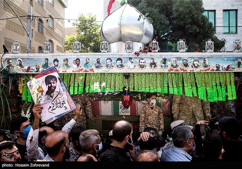 تشییع پیکر فرمانده شهید جواد الله‌کرم