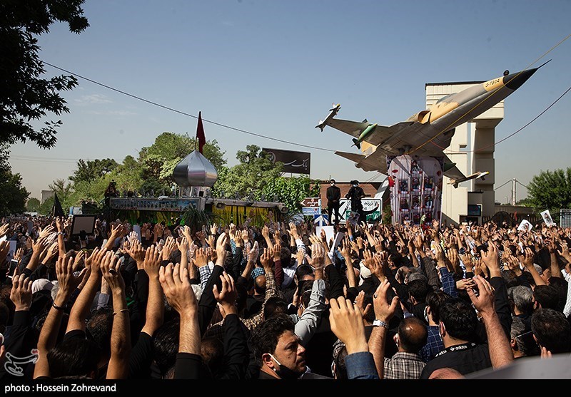 تشییع پیکر فرمانده شهید جواد الله‌کرم