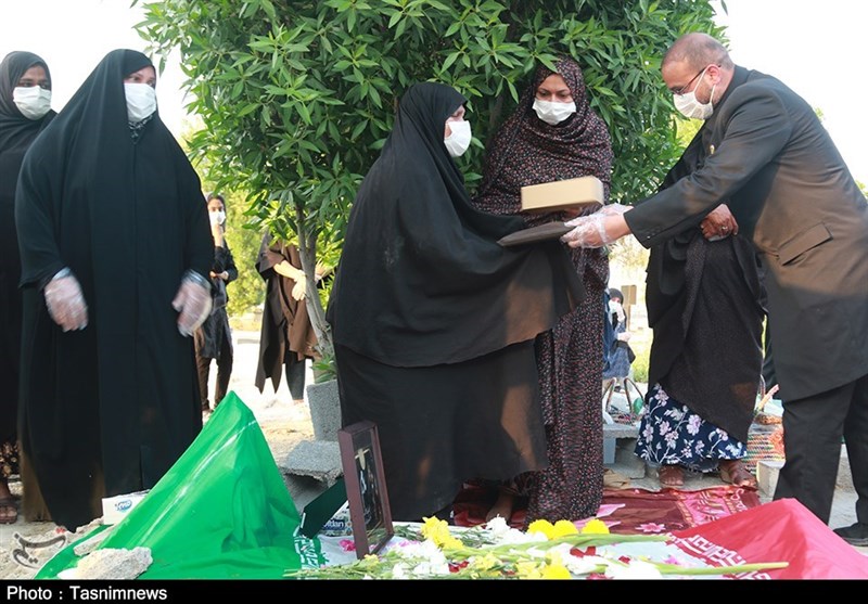 دهه کرامت  , 