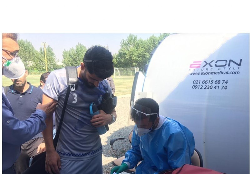 تیم فوتبال استقلال ,