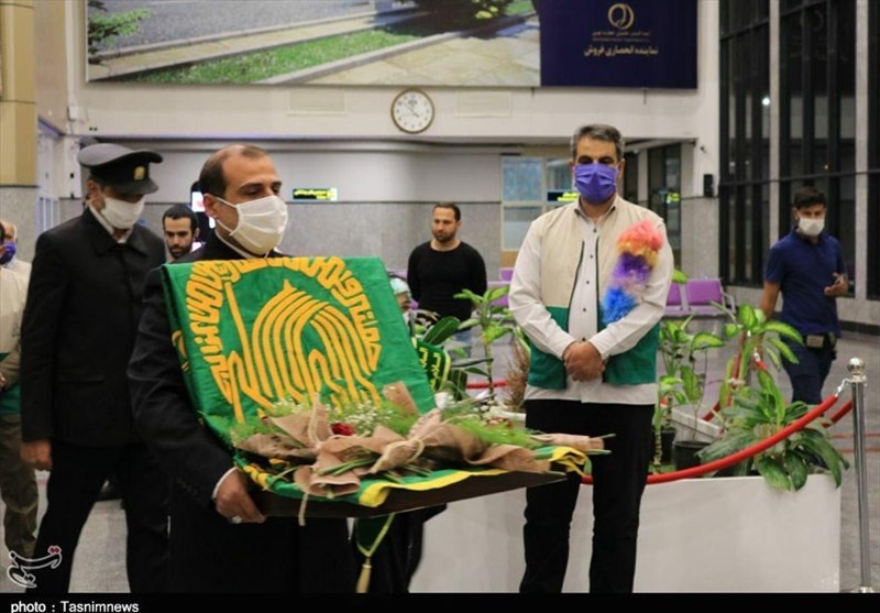 خانواده شهدا , آستان قدس رضوی , دهه کرامت , 