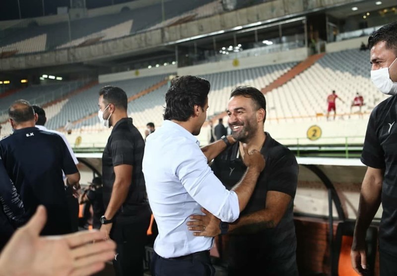 تیم فوتبال استقلال , تیم فوتبال نساجی مازندران , فرهاد مجیدی , محمود فکری ,