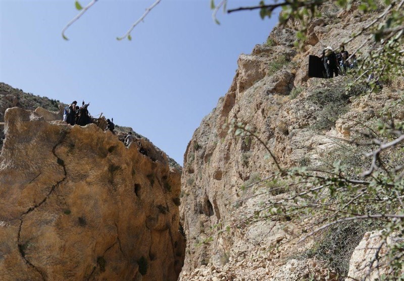 سریال ایرانی , تلویزیون , کارگردانان سینما و تلویزیون ایران , صدا و سیمای جمهوری اسلامی ایران ,