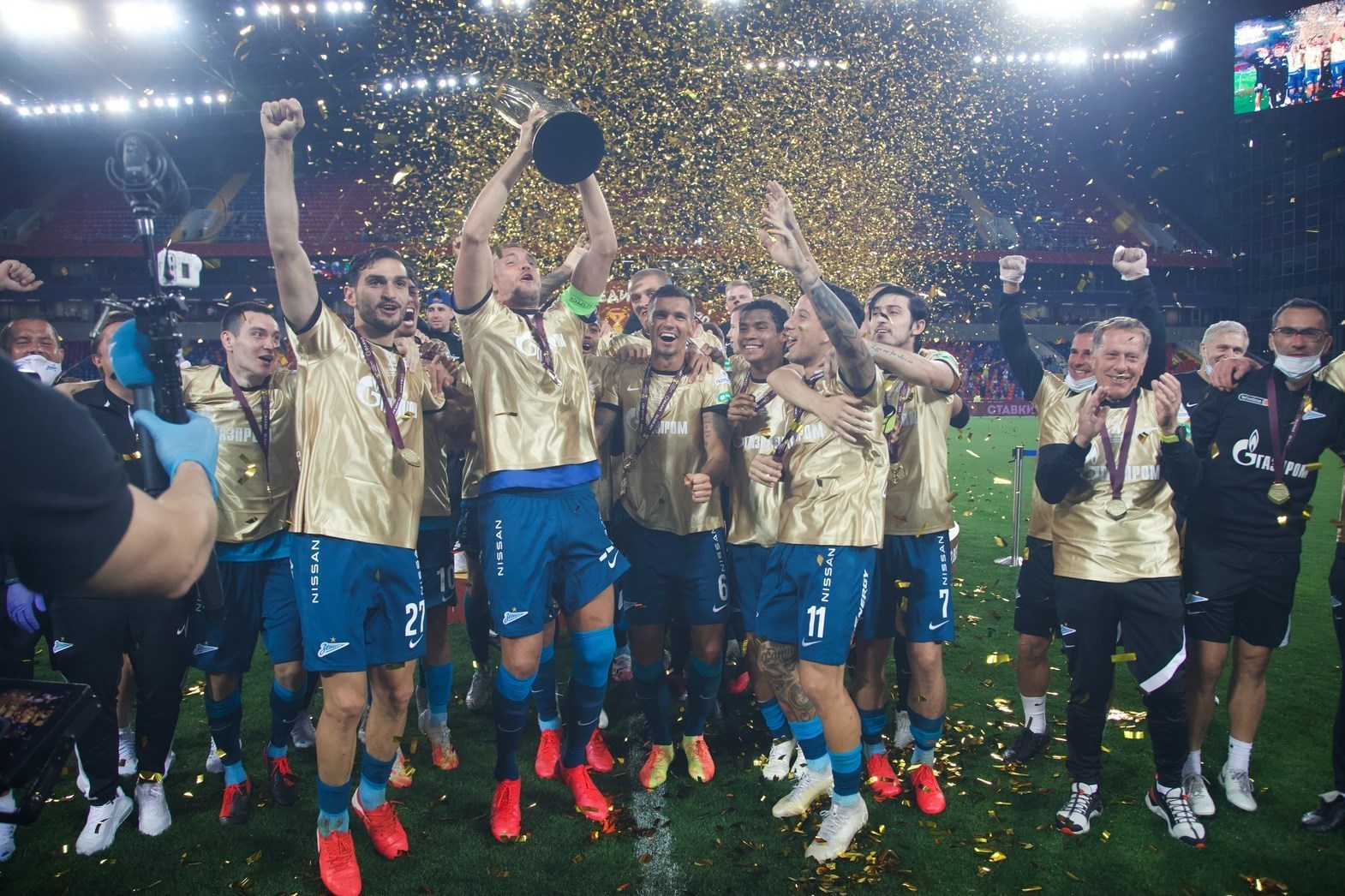 سردار آزمون , 