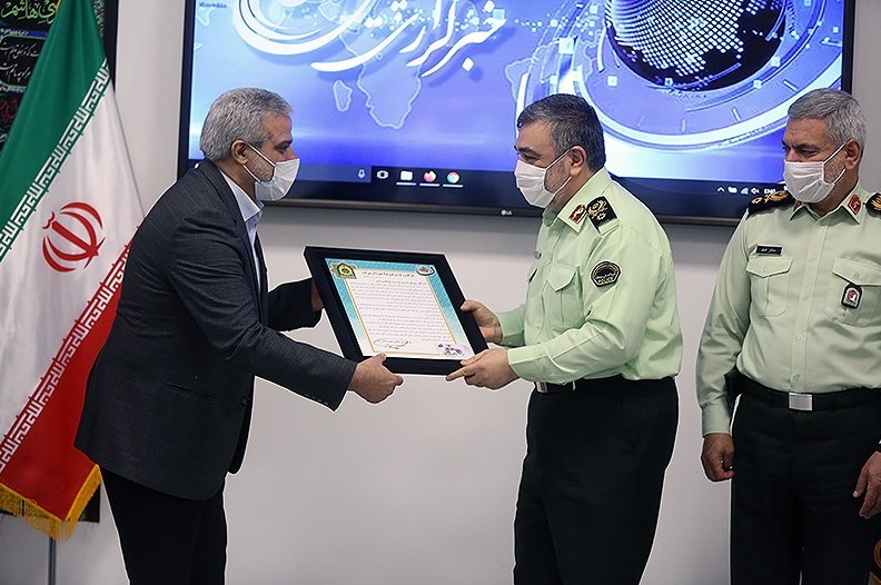 سردار حسین اشتری , پلیس | ناجا | نیروی انتظامی جمهوری اسلامی ایران , فرمانده نیروی انتظامی , روز خبرنگار , رسانه , رسانه‌های داخلی , فضای مجازی , 