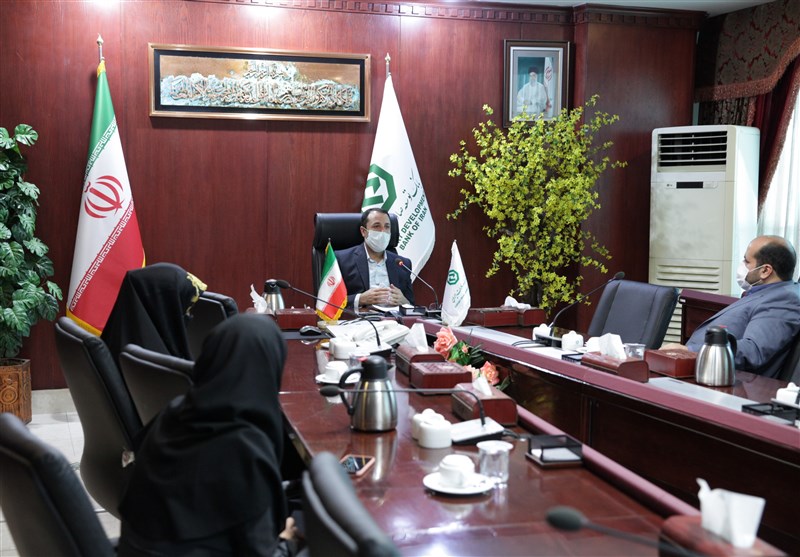 قیمت دلار , قیمت ارز , بورس اوراق بهادار تهران , شاخص بورس تهران , نفت ایران , بانک مرکزی , نرخ تورم , حجم نقدینگی ایران , 