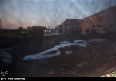 اهتزاز پرچم 200 متری یا حسین ع در پارک جزیره اهواز