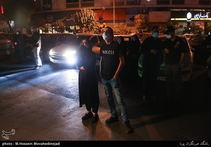 تعویض دیوارنگاره میدان ولیعصر(عج) تهران