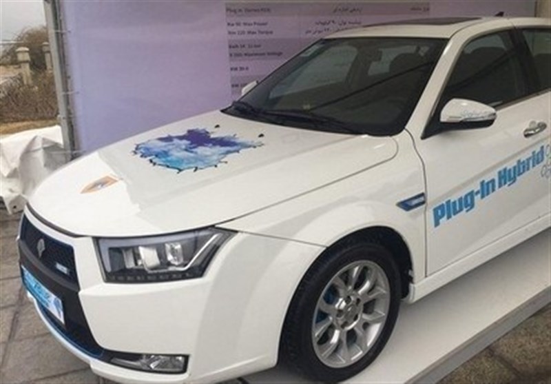 خودروی پلاکین هیبرید دنا