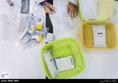 سود حاصل از ارز دولتی دارو در جیب مافیا و دلالان!/ "اتلاف منابع ارزی" نتیجه عدم نظارت وزارت بهداشت بر زنجیره توزیع دارو