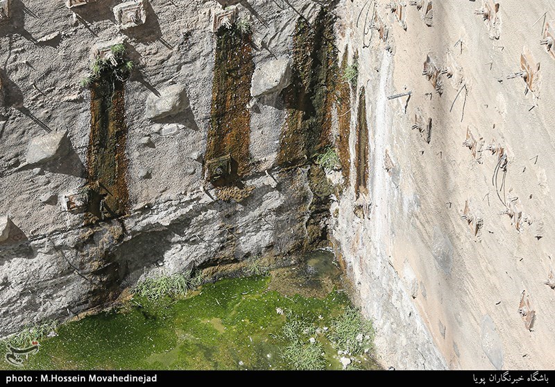 ساختمان ناایمن در  خیابان مرزداران تهران