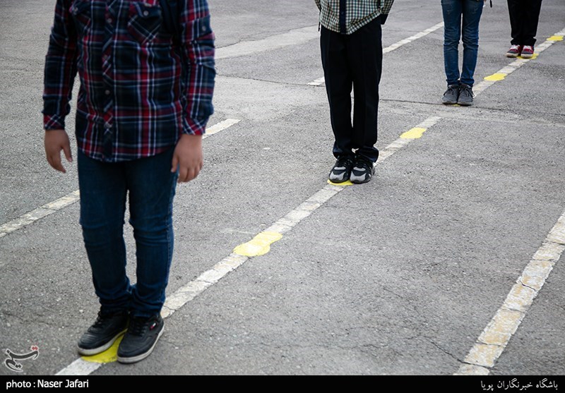 کلاس درس همراه با کرونا