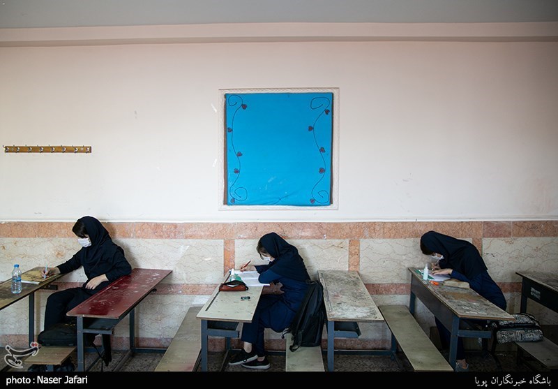 کلاس درس همراه با کرونا