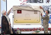 رونمایی از تمبر یادبود چهلمین سالگرد دفاع مقدس توسط سرلشکر سیدعبدالرحیم موسوی فرمانده کل ارتش و حجت‌الاسلام علی سعیدی رئیس دفتر عقیدتی و سیاسی فرمانده کل قوا
