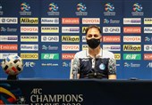 نامجومطلق: مقابل الاهلی محکوم به پیروزی هستیم/ امیدوارم فردا مشکلی پیش نیاید