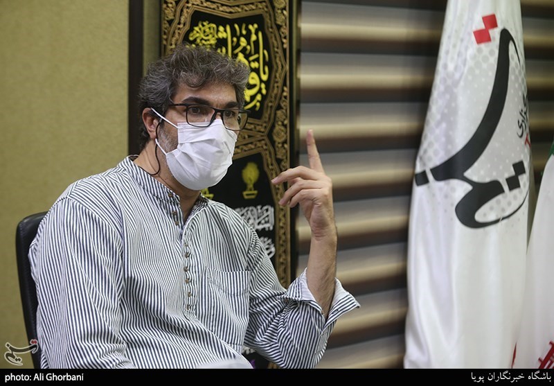 مهرداد رایانی در نشست گفتمان تئاتر دفاع مقدس