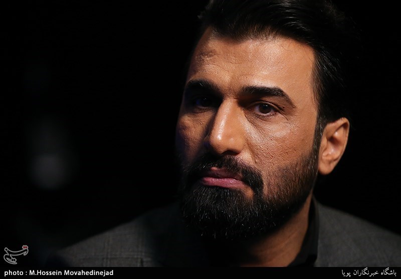 تلویزیون , شبکه افق , مجریان تلویزیون ایران , شاعر آیینی , اربعین , کربلا , مداحی , موکب تسنیم ,