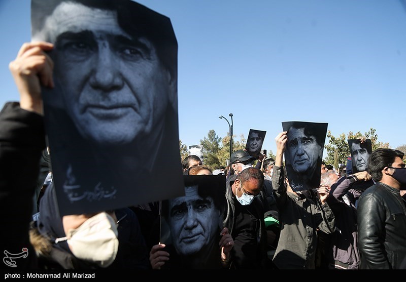 مراسم خاکسپاری مرحوم استاد شجریان در طوس