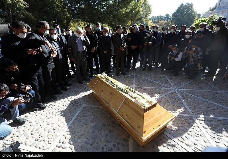 مراسم خاکسپاری مرحوم استاد شجریان در طوس