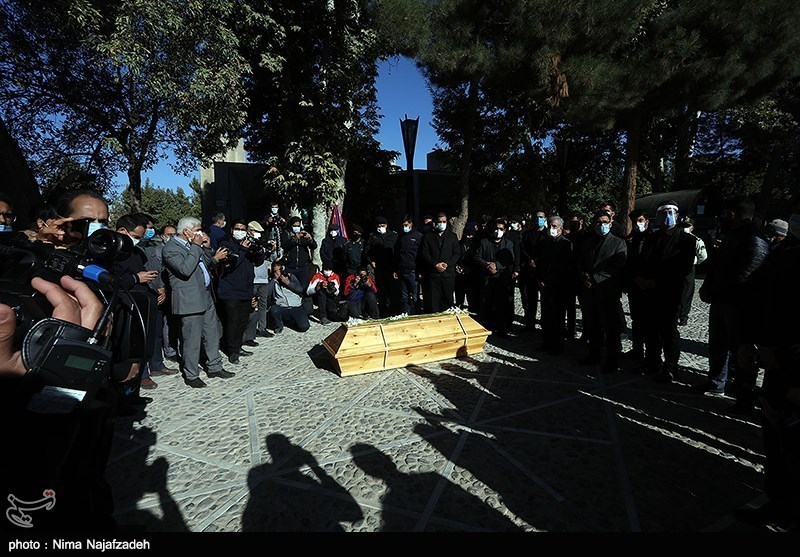 مراسم خاکسپاری مرحوم استاد شجریان در طوس