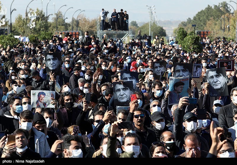 مراسم خاکسپاری مرحوم استاد شجریان در طوس