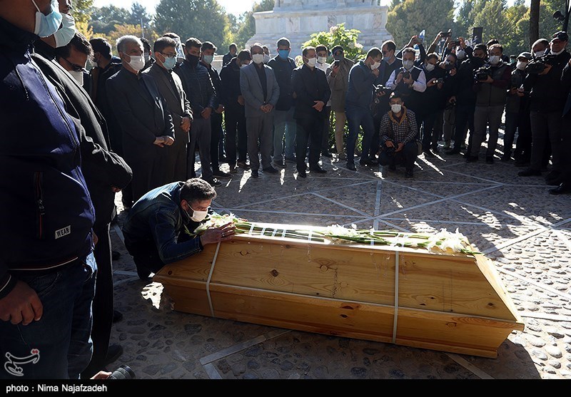 مراسم خاکسپاری مرحوم استاد شجریان در طوس