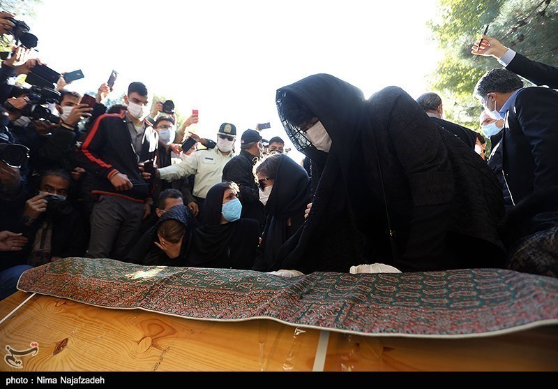 مراسم خاکسپاری مرحوم استاد شجریان در طوس