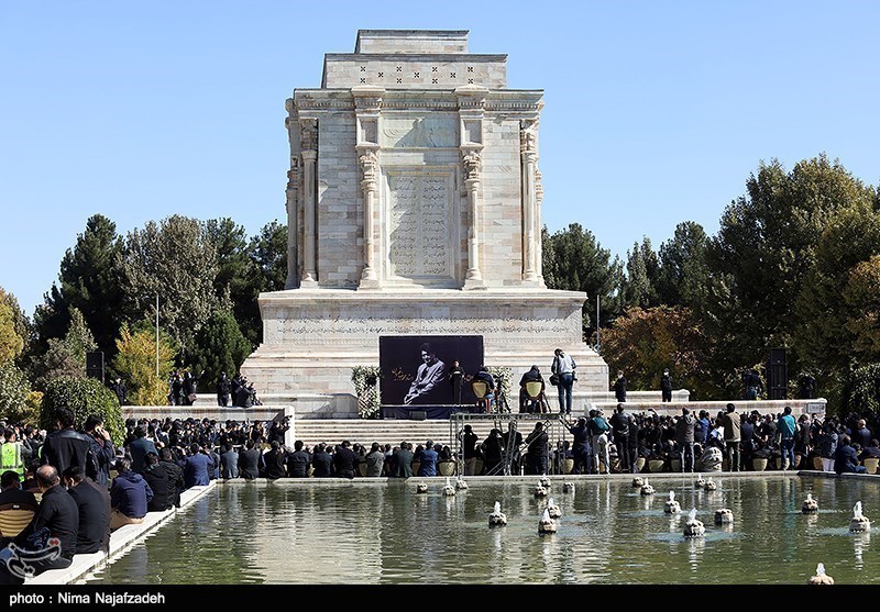 مراسم خاکسپاری مرحوم استاد شجریان در طوس