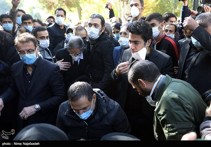 مراسم خاکسپاری مرحوم استاد شجریان در طوس