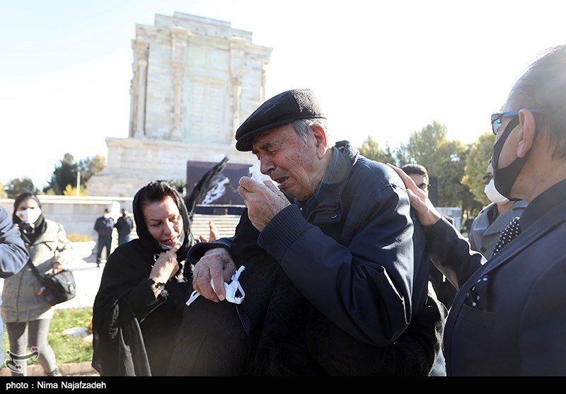 مراسم خاکسپاری مرحوم استاد شجریان در طوس