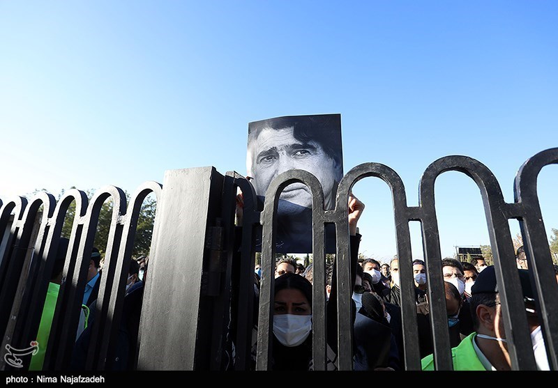 مراسم خاکسپاری مرحوم استاد شجریان در طوس