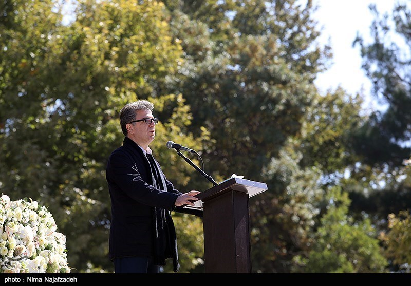 مراسم خاکسپاری مرحوم استاد شجریان در طوس