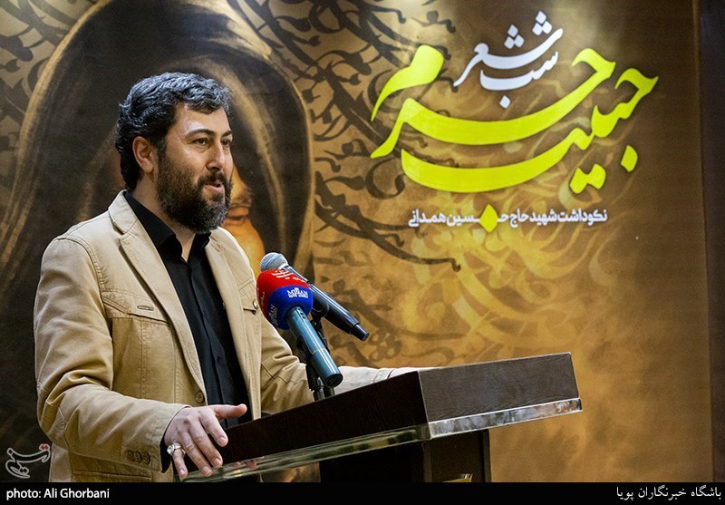 احمد بابایی شاعر در مراسم شب شعر حبیب حرم نکوداشت سردار شهید حسین همدانی