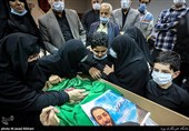 وداع با پیکر بسیجی شهید امربه معروف محمد محمدی