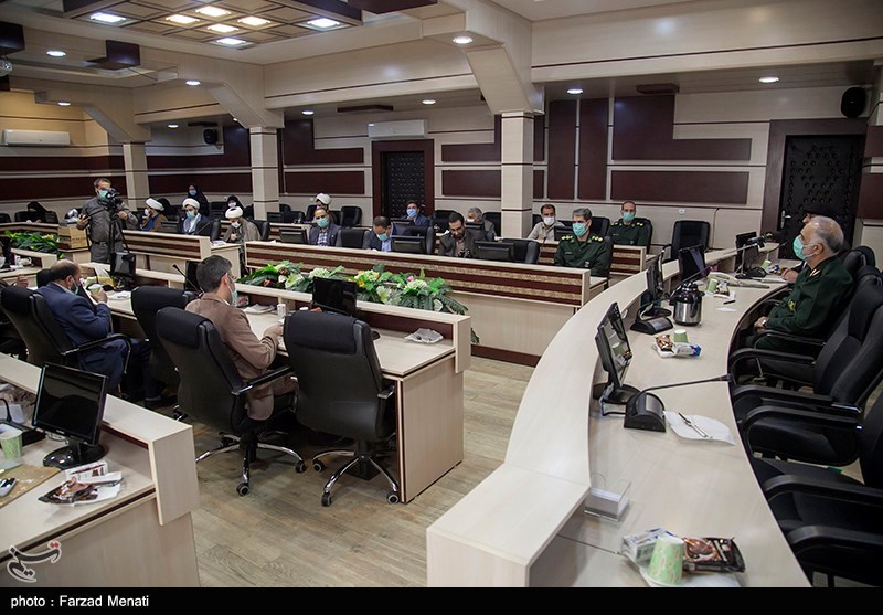 چند رسانهای ,