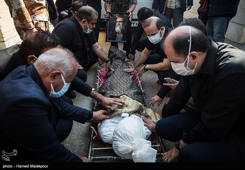 تشییع و خاکسپاری پیکر زنده‌یاد کریم اکبری مبارکه