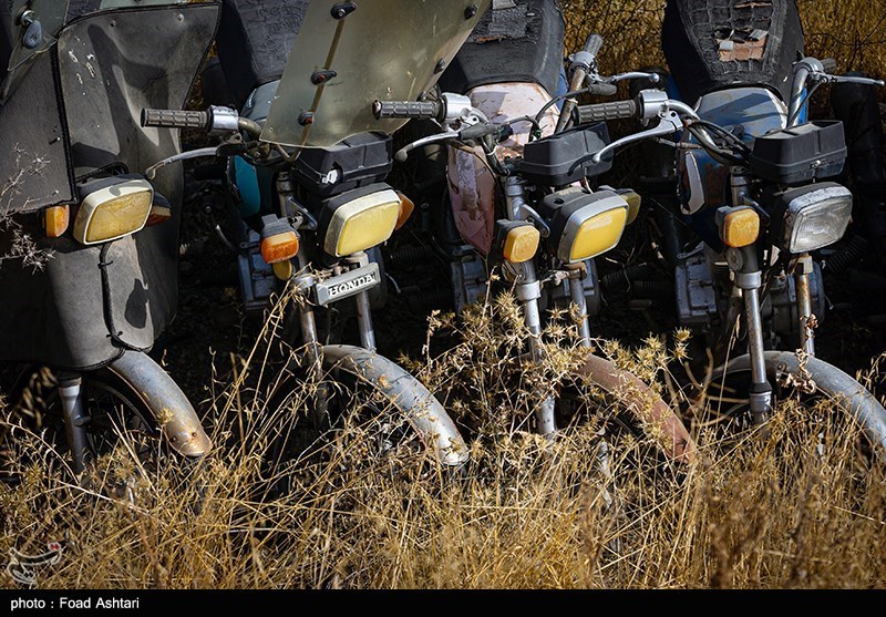 رسوب چند ساله موتورسیکلتها در پارکینگهای تهران