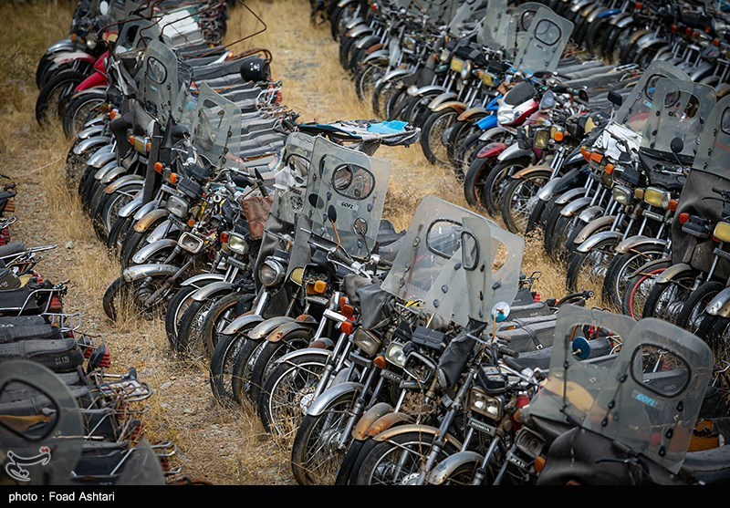 رسوب چند ساله موتورسیکلتها در پارکینگهای تهران