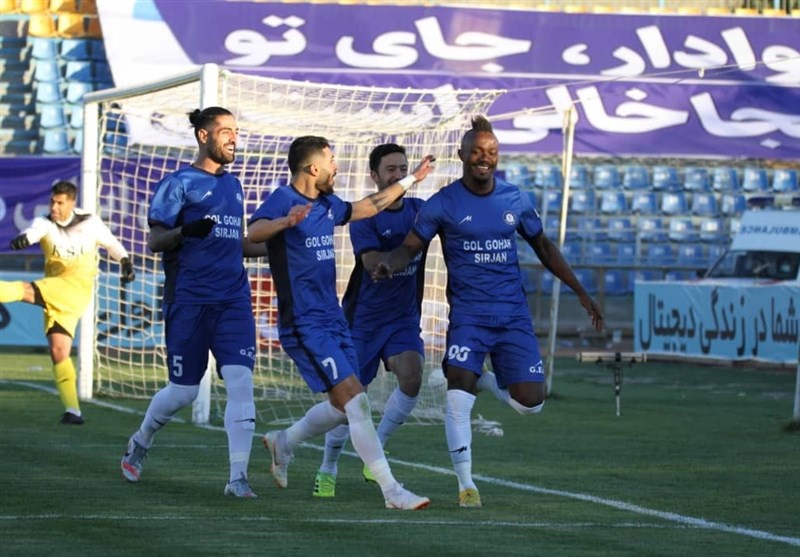 تیم فوتبال گل‌گهر سیرجان , امیر قلعه‌نویی , 