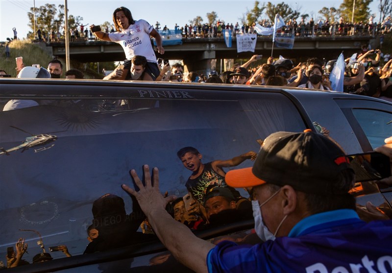 دیگو آرماندو مارادونا ,