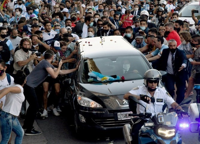 دیگو آرماندو مارادونا , فوتبال , تیم ملی فوتبال  آرژانتین , 