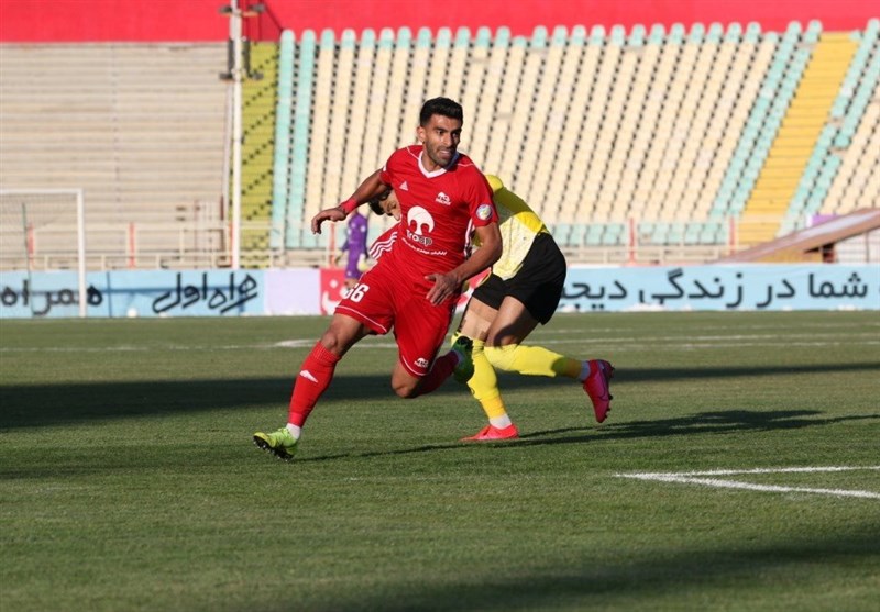 تیم فوتبال تراکتور تبریز , تیم فوتبال سپاهان اصفهان , 