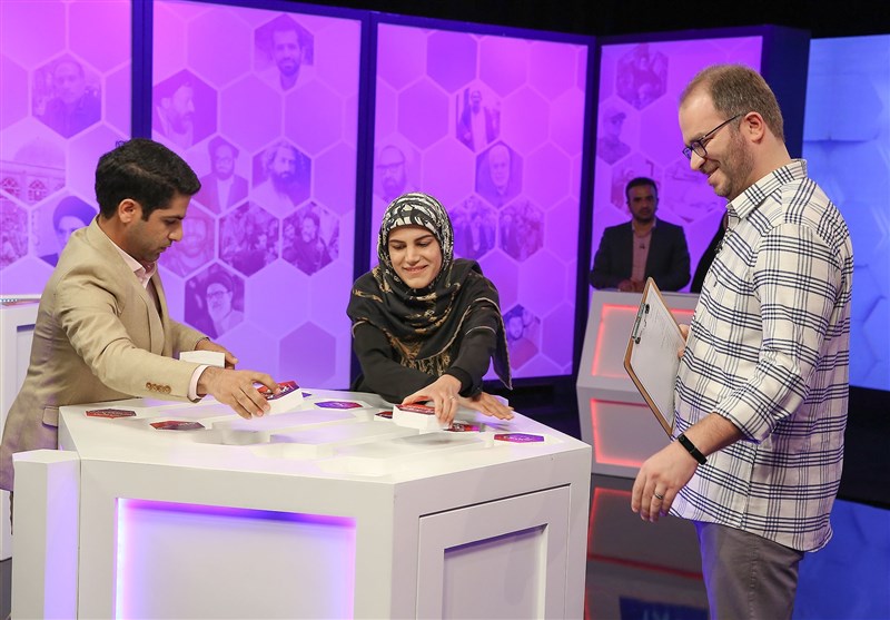 تلویزیون , صدا و سیما , برنامه های تلویزیونی , شبکه افق , شبکه یک , شبکه دو , شبکه سه سیما , شبکه نسیم , برنامه تلویزیونی دورهمی , عصر جدید , 