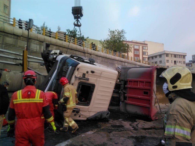 آتش‌نشانی , سازمان آتش‌نشانی تهران , پلیس راهور | پلیس راهنمایی و رانندگی , اورژانس , 