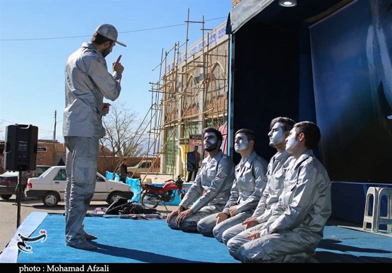 تئاتر مقاومت , تئاتر خیابانی , استان کرمان , شهید سپهبد قاسم سلیمانی , کرونا , شهید , تعزیه , 