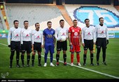 دیدار تیم‌های فوتبال استقلال و پرسپولیس