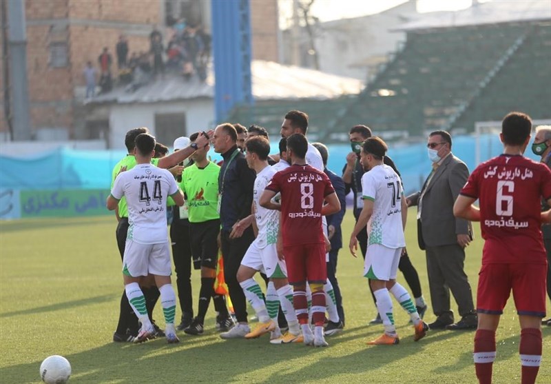 رحمان رضایی , تیم فوتبال ذوبآهن اصفهان , تیم فوتبال نساجی مازندران ,