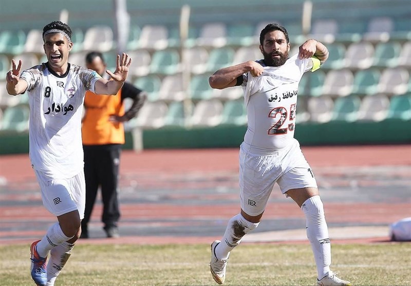 تیم فوتبال هوادار , مهرداد میناوند , لیگ دسته اول فوتبال , فوتبال ,